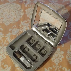 Mary Kay signature compact